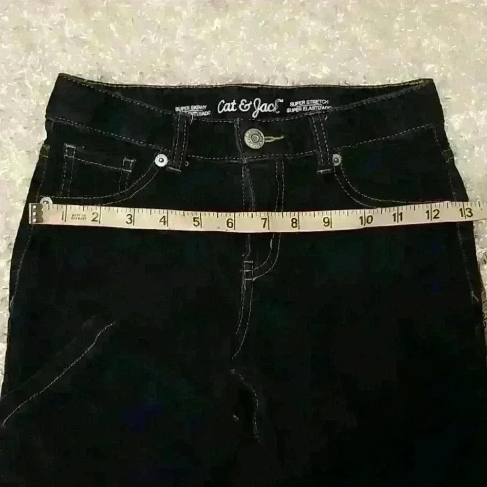 Cat and Jack jeans - Picture 4 of 8